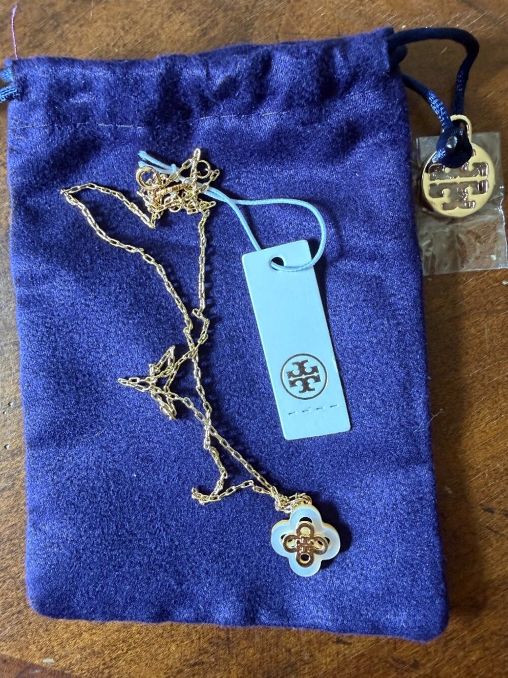 Tory Burch Gold Mother of Pearl Kira Clover Flower Pendant Necklace New with tag